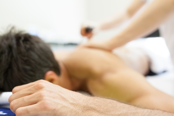 testimonial-main-img